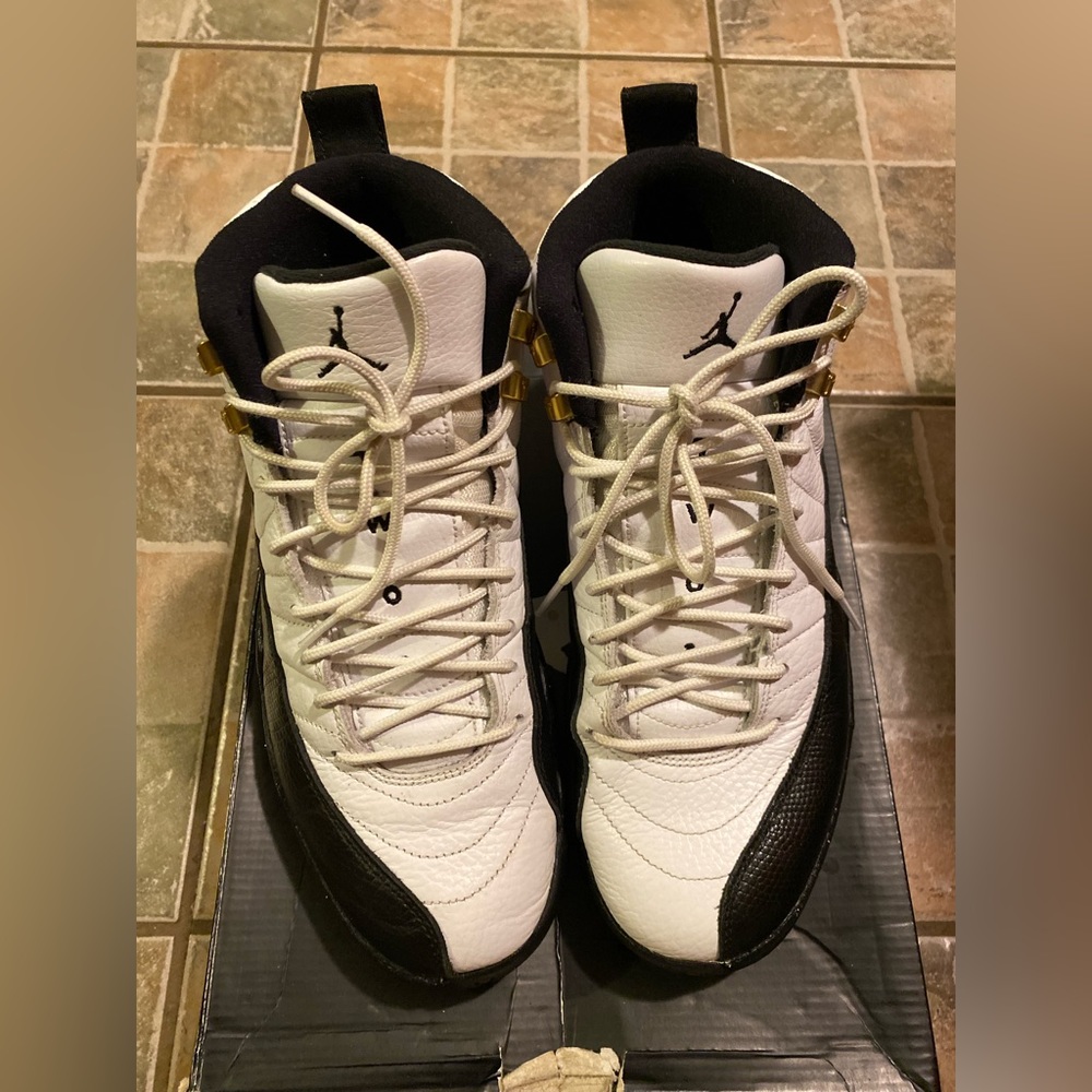 AIR JORDAN 12 ‘TAXI’
